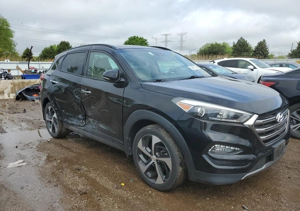 Hyundai Tucson cena 34000 przebieg: 74689, rok produkcji 2016 z Radków małe 67